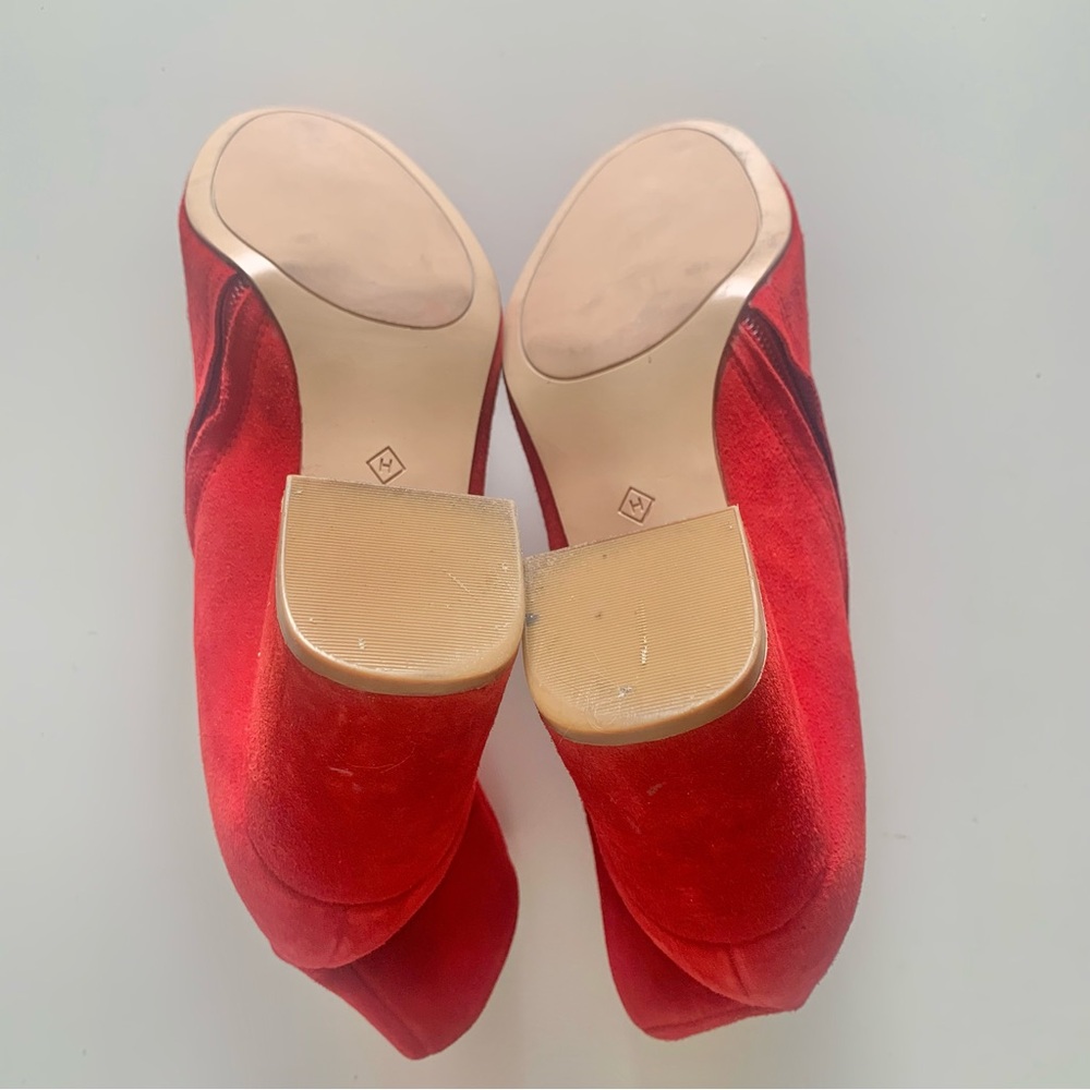 Halogen Abbi Red Suede Block Heel Ankle Booties - Picture 5 of 10